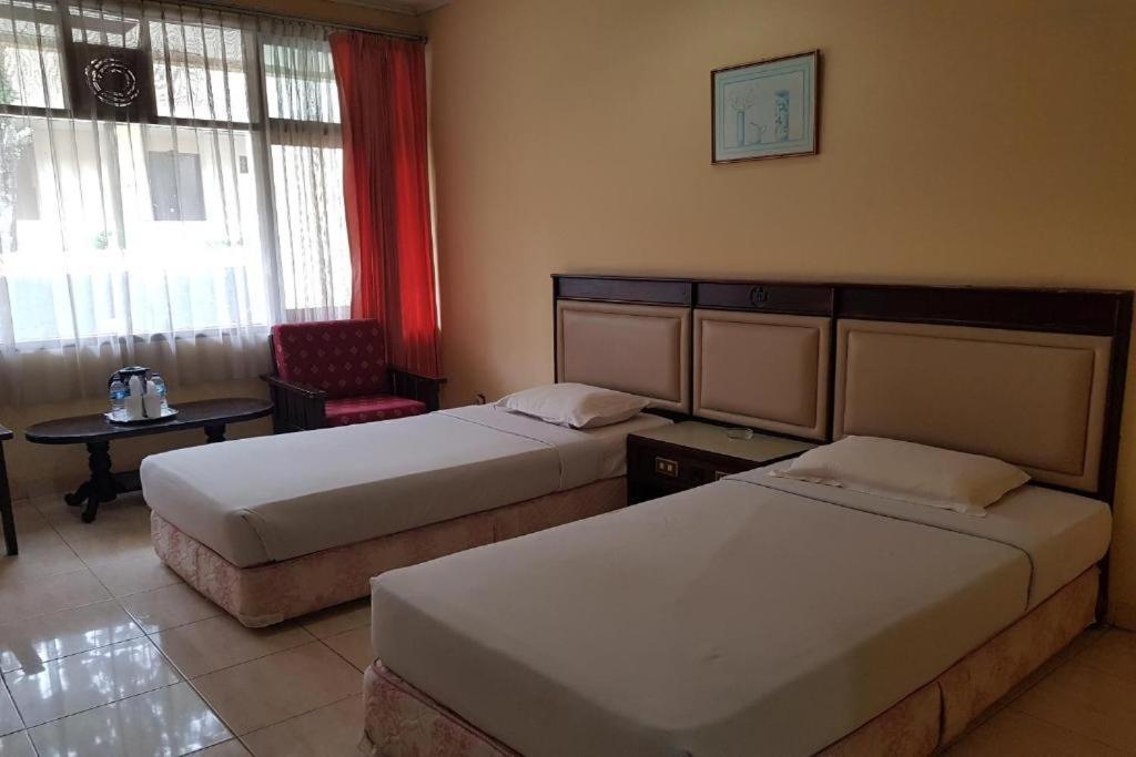 Siantar Hotel Пематангсиантар Экстерьер фото